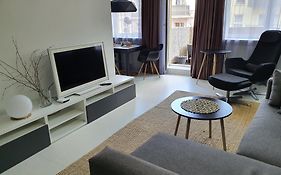 Whitebeeapartament